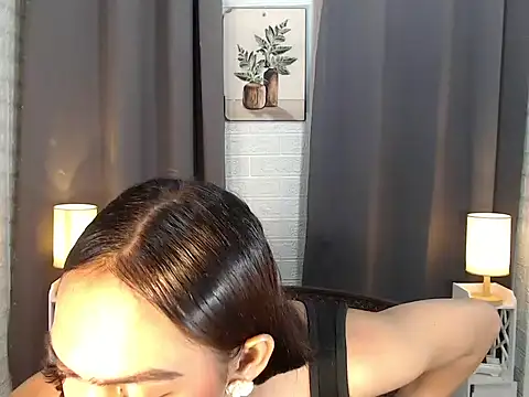 asian_slutt143 webcam