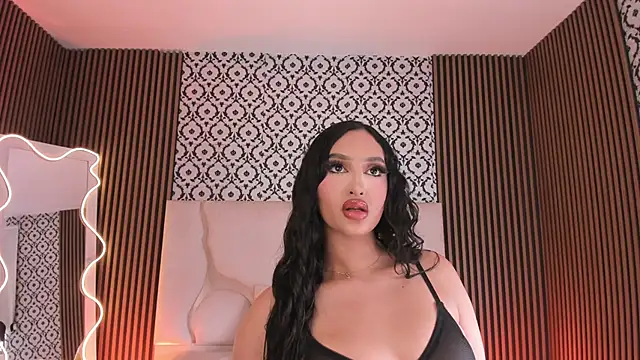 BEELLA_TAY1 webcam