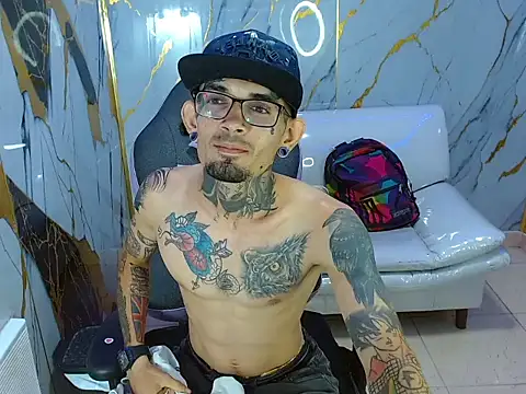 Boy_tatto77 webcam