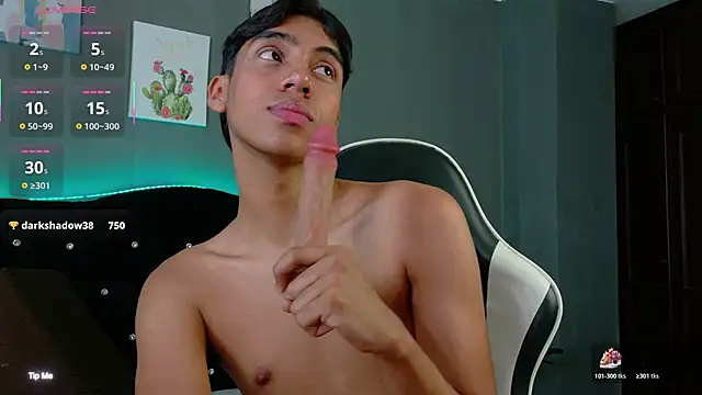 Eros_Lux webcam