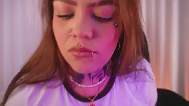 Tessa_ruxh webcam