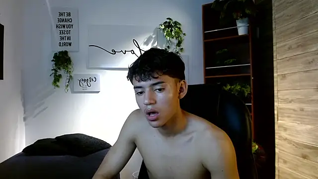 Ryan_grayx webcam