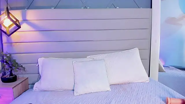 Miia_ferrarii webcam