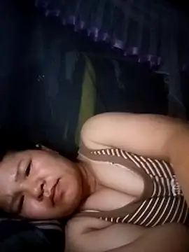 Yii_sexyy webcam