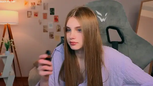 yourbeautyarya webcam