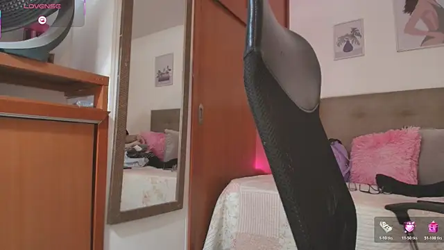 Miley_Baker webcam