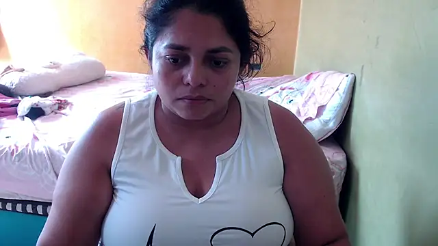 yulieth_bbw webcam