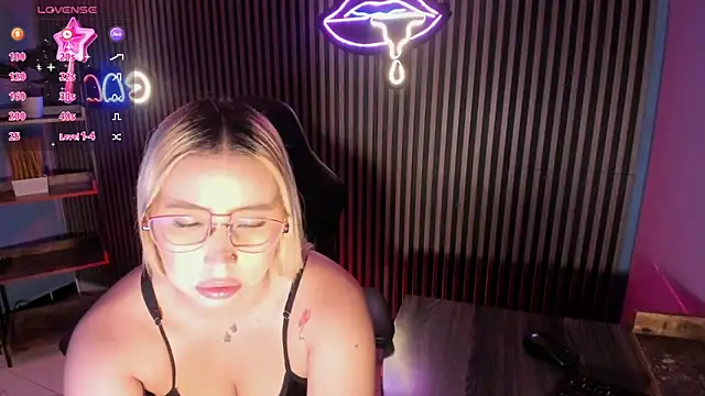 Aliss_Taylor1 webcam