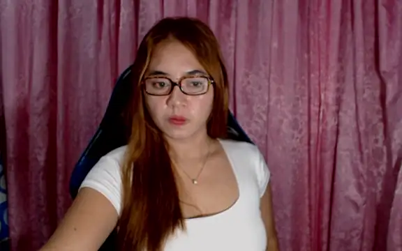 onlymaes_19 webcam