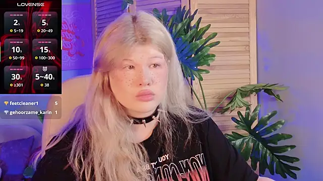 LilithNlsn webcam