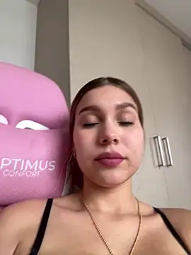 Nikii__ webcam