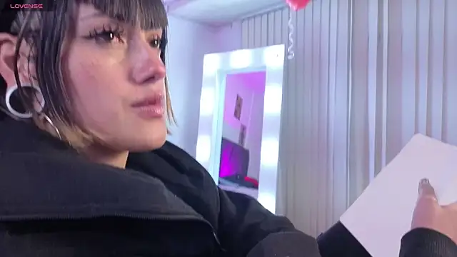 _sharlotte777 webcam