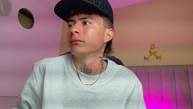 Nascary_Fox webcam