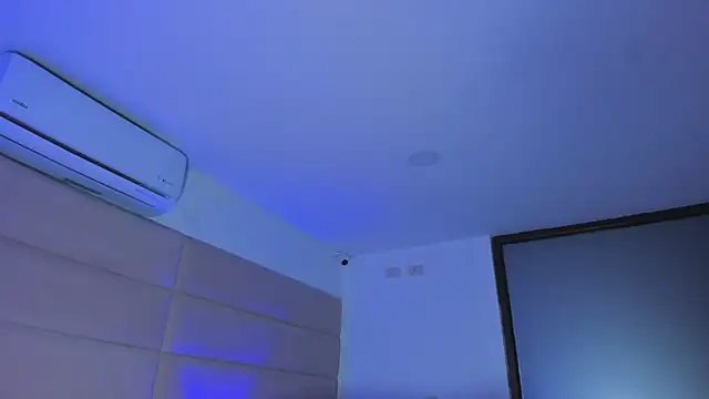 littless_angel webcam