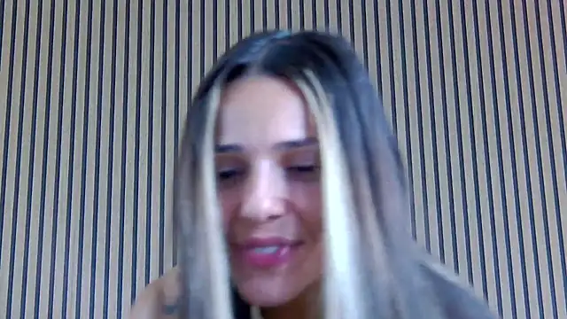 PlayfulShow webcam