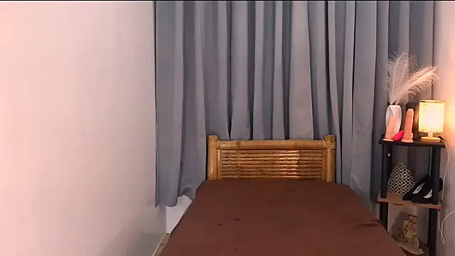 Mimi_Mckinley webcam