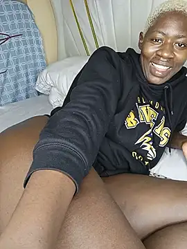 SquirtQueen16 webcam