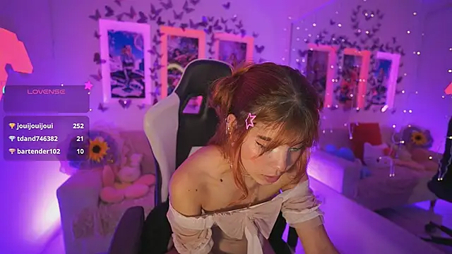 DahliaGrey webcam