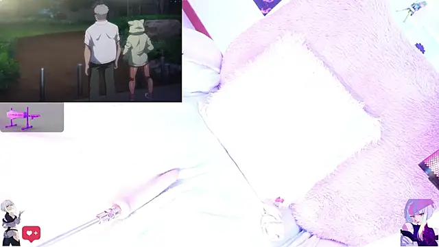 Kira-- webcam