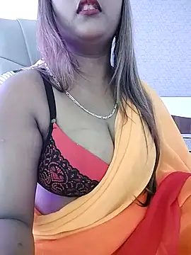 LoveLy-Soneya webcam
