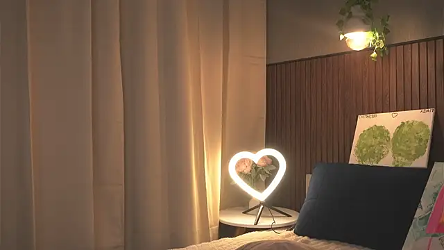 pinkmangokiss webcam