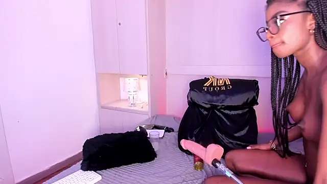 Stefannyevans_