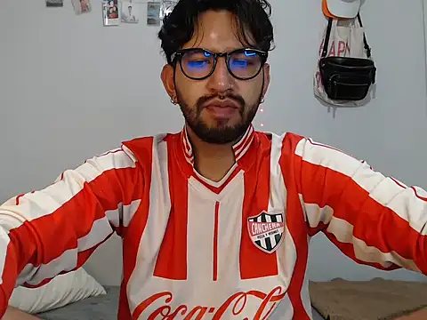 thomass1018 webcam