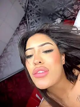 MystiqueXXX webcam