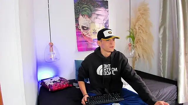 your_d0ll1 webcam