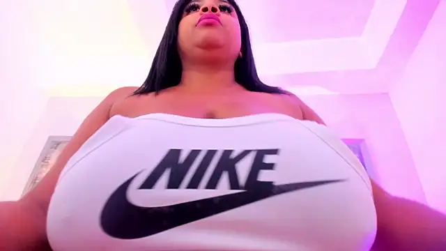Ciara_Benet webcam