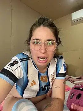 soyanahii live sex cam