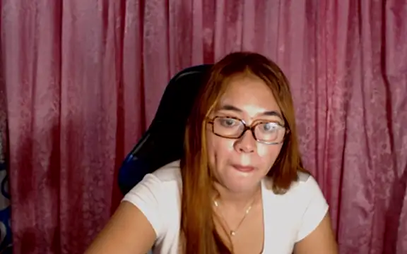 onlymaes_19 webcam