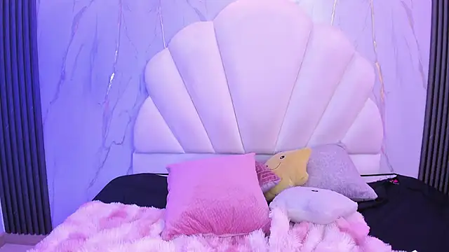 AliiceWonderland_ webcam