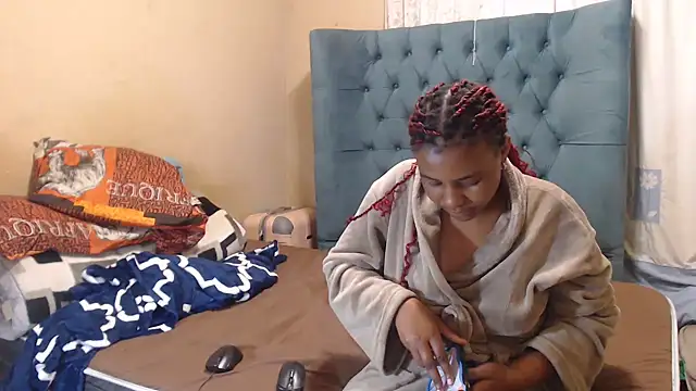 EbonyEssence webcam