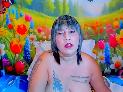 indianroxy webcam