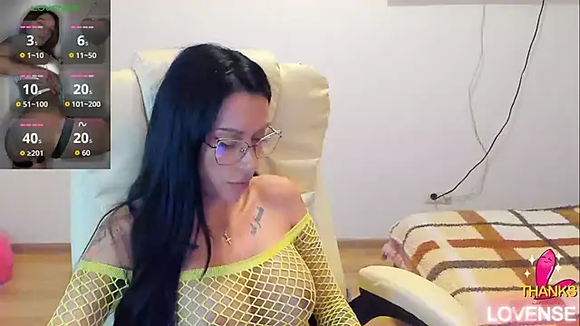 kissnicol32 webcam