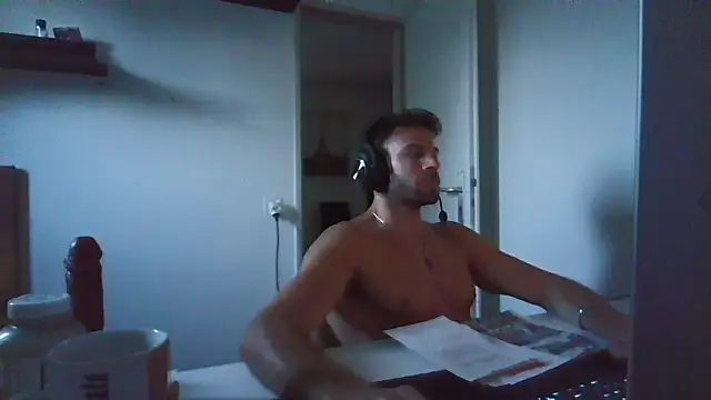 alpha-hunk webcam