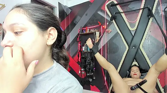 SUBMISSION_BDSM webcam