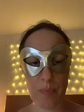 hotbrunettemass webcam