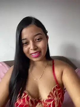 Emmily_hott webcam