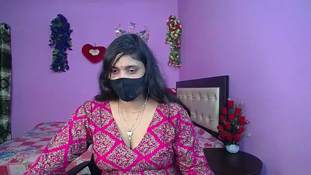 Hot_Maleka