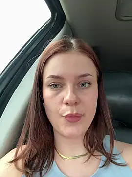 MaribelRiver's live cam
