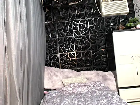 GORGEOUS_CARMEE webcam