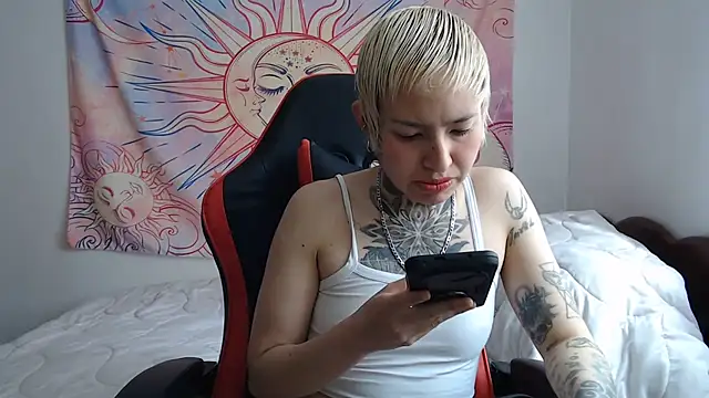 ArrangedFoot webcam