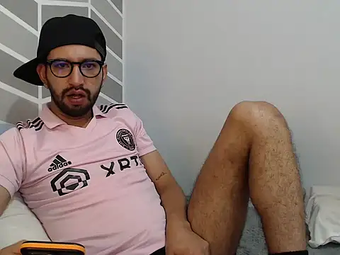 thomass1018 webcam