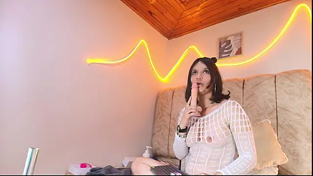 maraa_X webcam