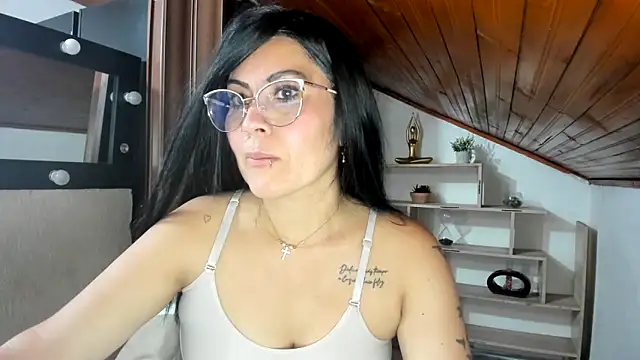 Tania_mature webcam