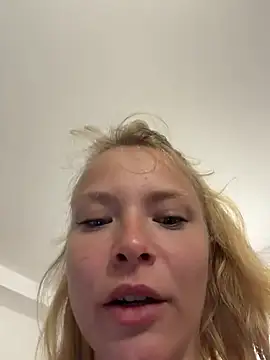 AnastasiaAniess webcam
