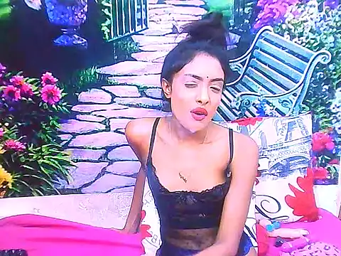 IndianPretty14u2Luv webcam