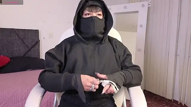 _sharlotte777 webcam